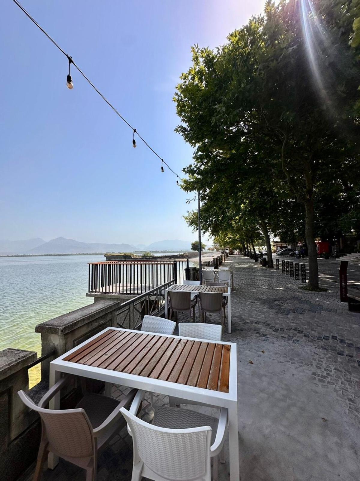 Serenity Shirokë Exterior foto